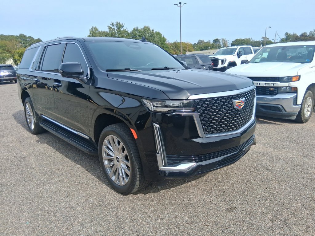 Used 2023 Cadillac Escalade ESV Premium Luxury AWD/4WD image 3