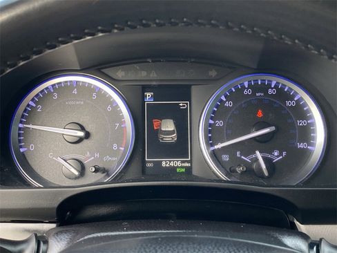 Certified 2018 Toyota Highlander XLE image 33