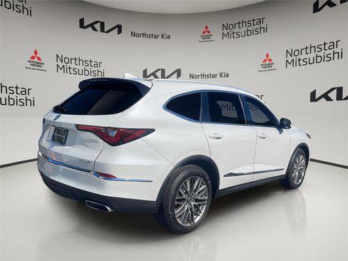 Used 2023 Acura MDX SH-AWD w/ Advance Package image 5