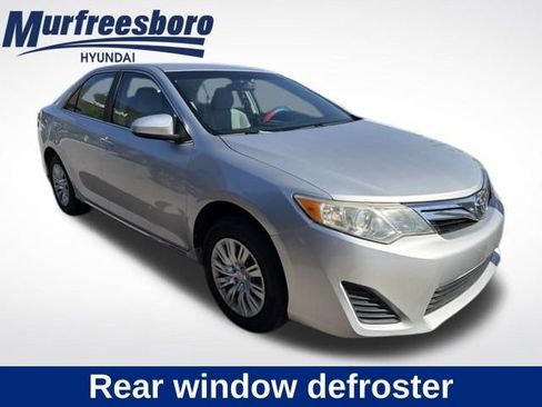 Used 2012 Toyota Camry LE FWD image 4