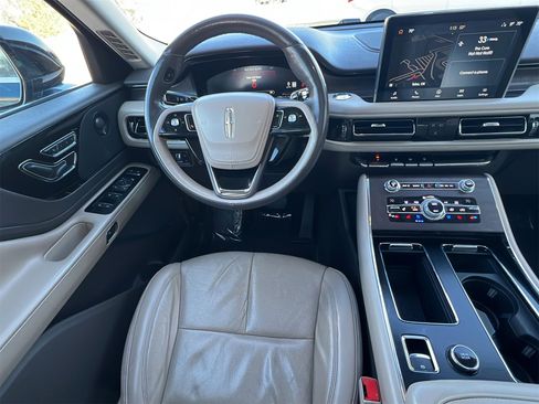 Used 2020 Lincoln Aviator Reserve w/ Equipment Group 201A image 11