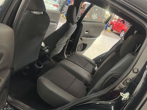 Used 2020 Honda HR-V Sport image 26