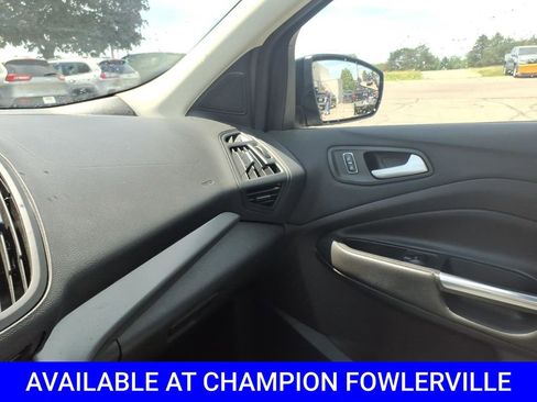 Used 2015 Ford Escape SE AWD/4WD image 19