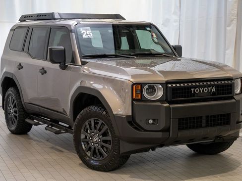 Used 2025 Toyota Land Cruiser image 1