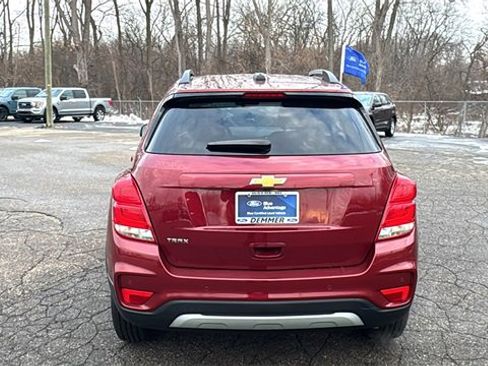 Used 2021 Chevrolet Trax LT w/ Driver Confidence Package image 27