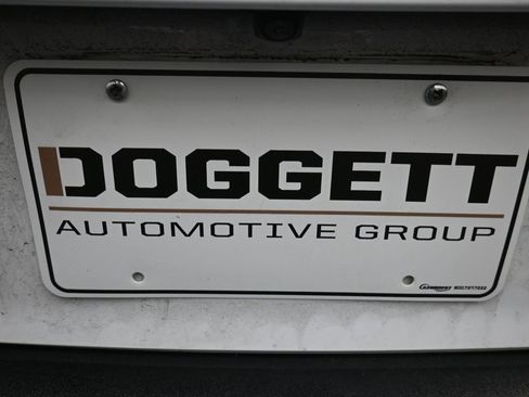 Used 2025 Toyota Camry SE image 23