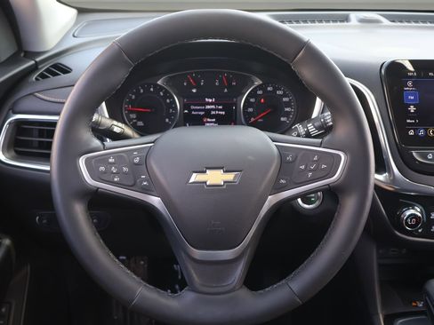 Used 2023 Chevrolet Equinox Premier FWD image 19