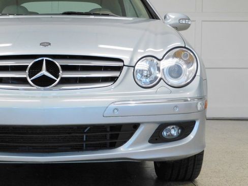 Used 2007 Mercedes-Benz CLK 350 Cabriolet image 19