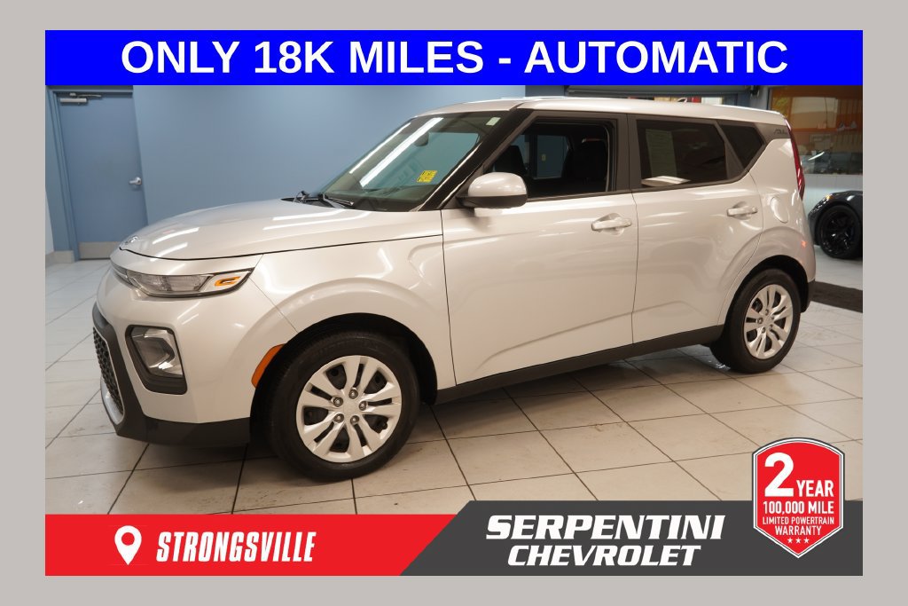 Used 2021 Kia Soul LX FWD image 1