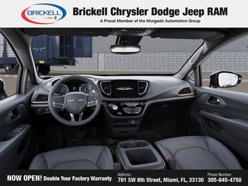 New 2026 Chrysler Pacifica Select image 14