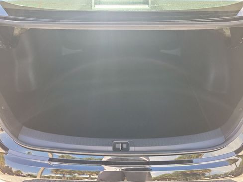 Used 2023 Toyota Corolla LE FWD image 8