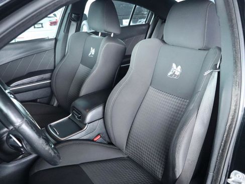 Used 2019 Dodge Charger Scat Pack RWD image 14