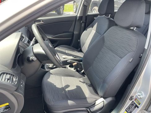 Used 2016 Hyundai Accent SE FWD image 11