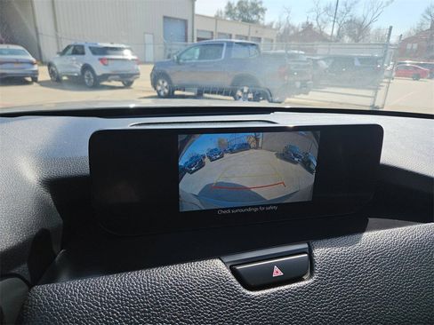 Used 2024 MAZDA CX-90 3.3 Turbo w/ Preferred Plus image 21