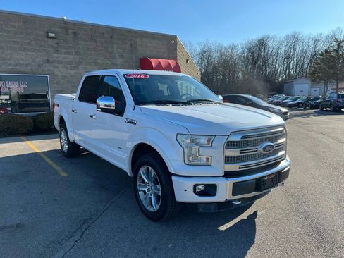 Used 2016 Ford F150 Platinum w/ Equipment Group 701A Luxury image 3