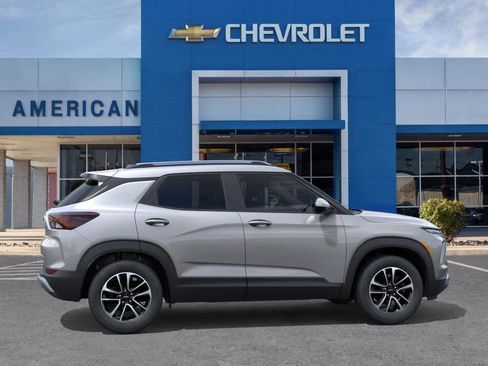 New 2026 Chevrolet TrailBlazer LT w/ Convenience Package FWD image 6
