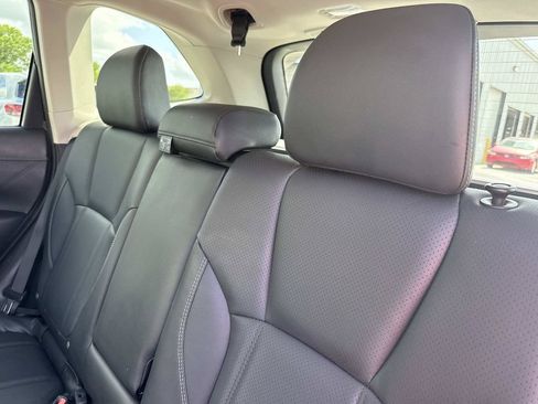 Used 2022 Subaru Forester Limited AWD/4WD image 13