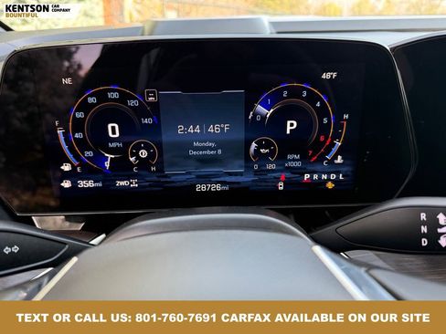 Used 2025 Chevrolet Suburban Z71 image 17