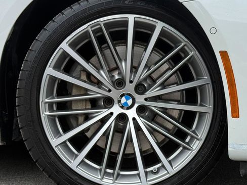 Used 2017 BMW 540i xDrive w/ Sport Package AWD/4WD image 31