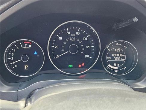 Used 2018 Honda HR-V LX image 7