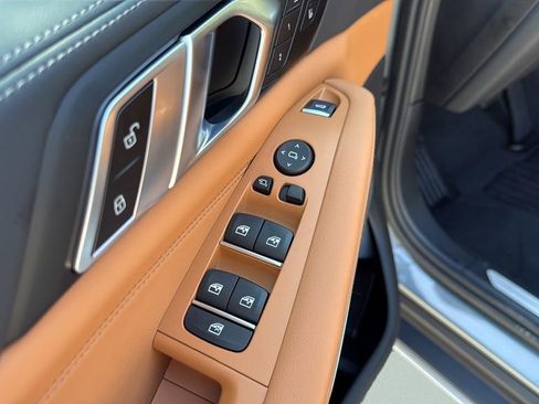 New 2026 BMW X5 sDrive40i image 8