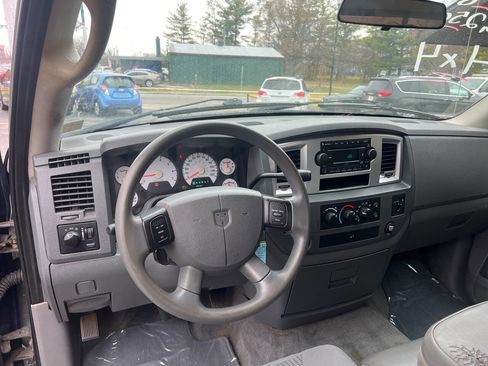 Used 2009 Dodge Ram 2500 Truck SLT w/ Trailer Tow Group image 11