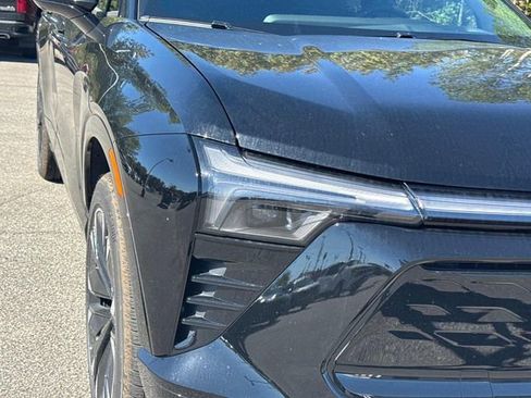 New 2026 Chevrolet Blazer EV RS image 12