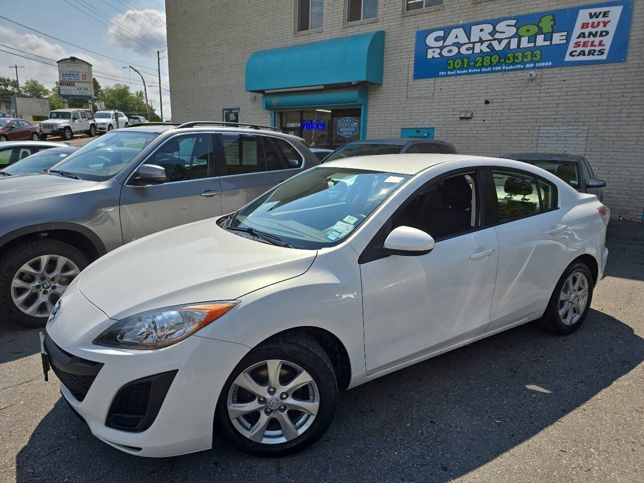Used 2011 MAZDA MAZDA3 i Touring FWD image 4
