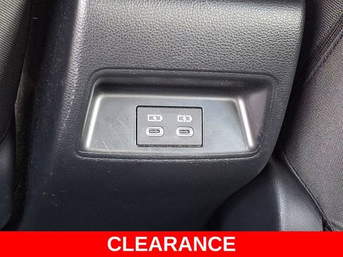 Used 2024 Toyota Corolla SE FWD image 11