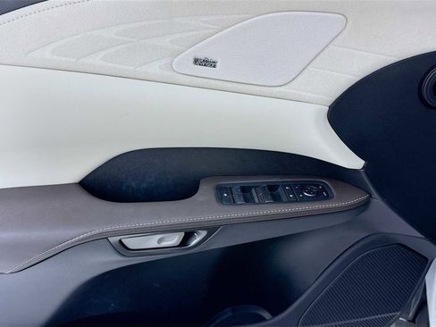 Used 2023 Lexus RX 350 AWD image 11