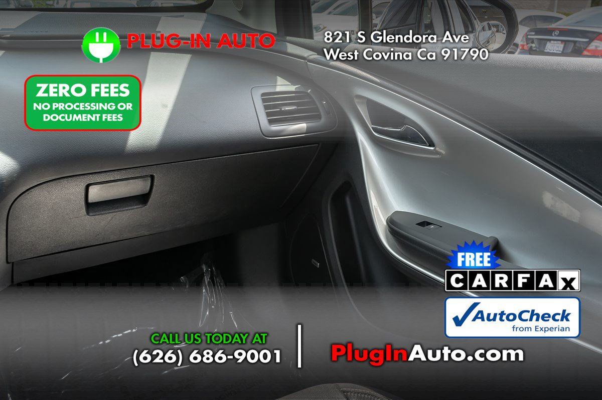Used 2014 Chevrolet Volt Premium w/ Premium Trim Package FWD image 17