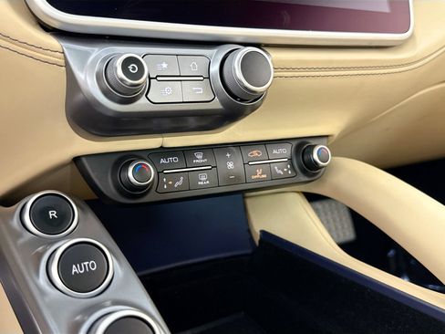 Certified 2018 Ferrari GTC4Lusso AWD/4WD image 12