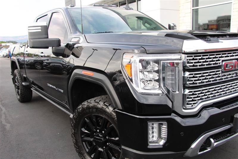 Used 2022 GMC Sierra 2500 Denali w/ Denali Black Diamond Edition AWD/4WD image 48