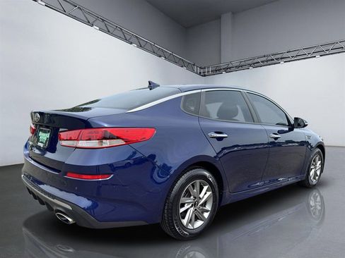 Used 2020 Kia Optima LX FWD image 7