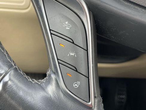 Used 2019 Cadillac XT5 Luxury image 23