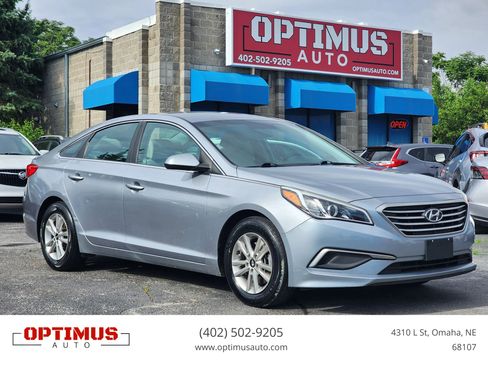 Used 2017 Hyundai Sonata SE FWD image 1