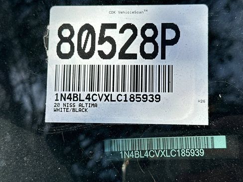 Used 2020 Nissan Altima 2.5 SR FWD image 3