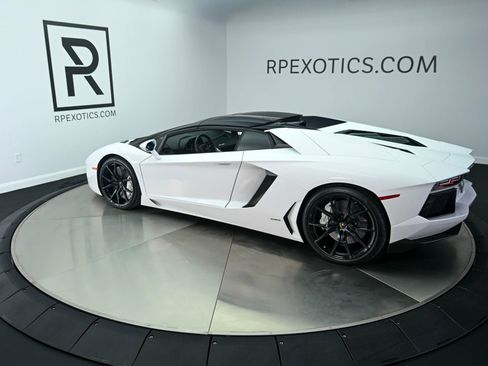 Used 2014 Lamborghini Aventador LP 700-4 AWD/4WD image 9