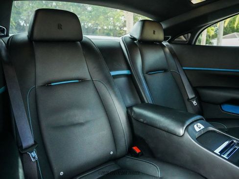 Used 2019 Rolls-Royce Wraith RWD image 58