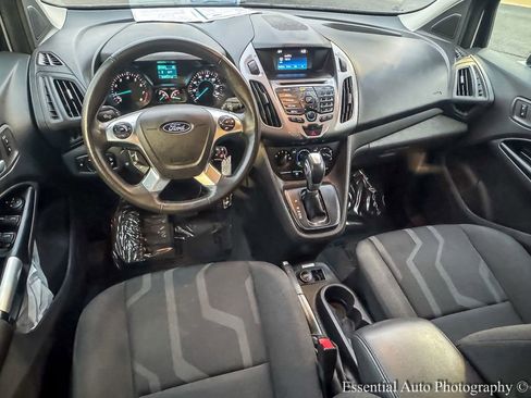 Used 2017 Ford Transit Connect XLT image 12