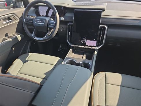 New 2025 GMC Acadia AT4 w/ LPO, Floor Liner Package image 29