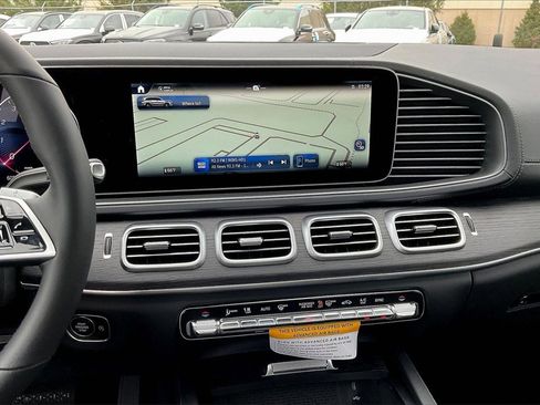 New 2026 Mercedes-Benz GLS 450 4MATIC image 7