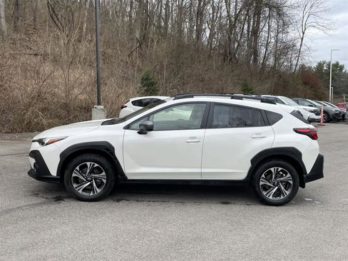 Certified 2024 Subaru Crosstrek 2.0i Premium image 2
