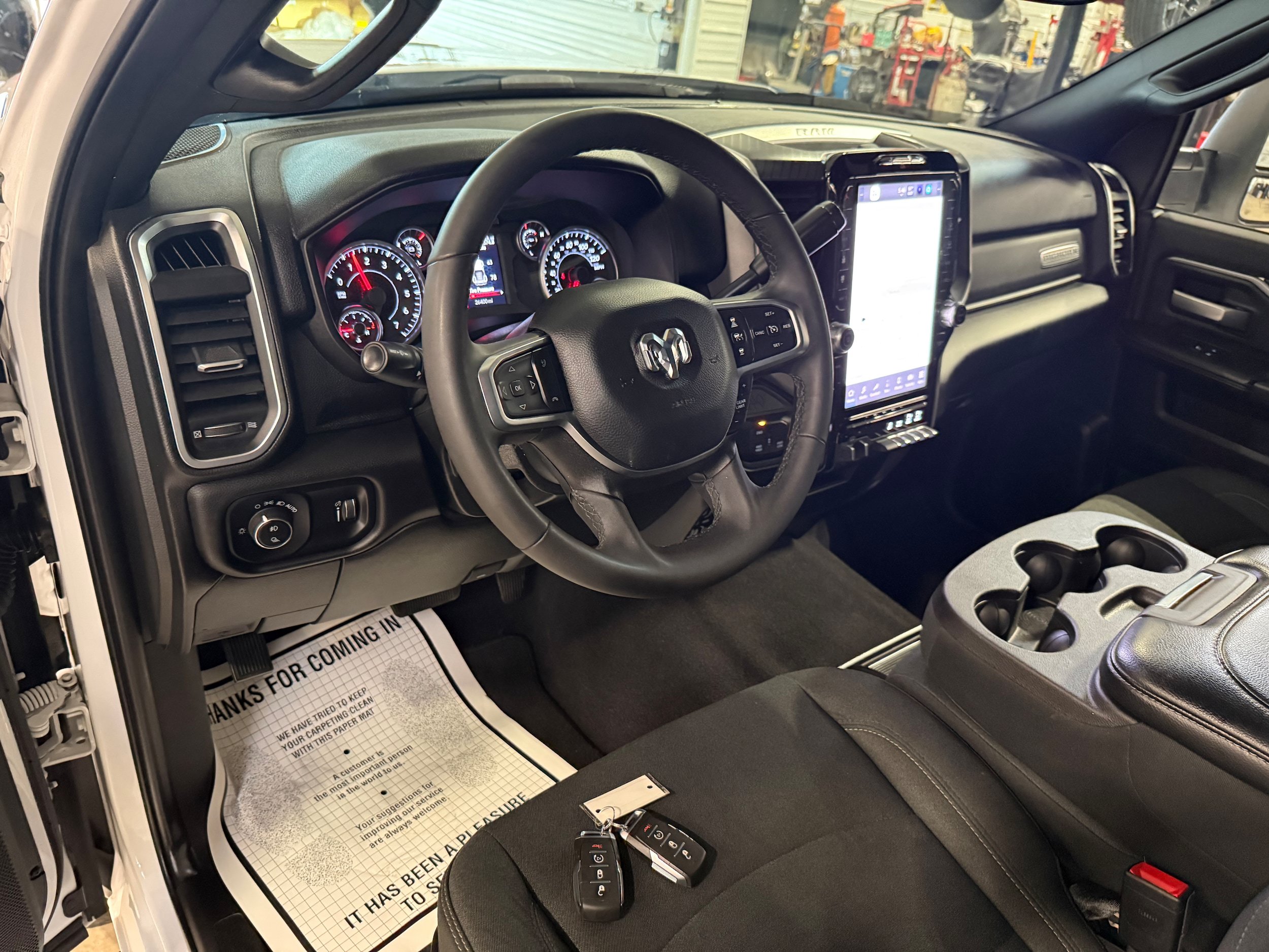 Certified 2025 RAM 2500 Big Horn AWD/4WD image 38