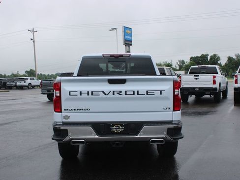 New 2026 Chevrolet Silverado 1500 LTZ w/ LTZ Premium Package AWD/4WD image 8