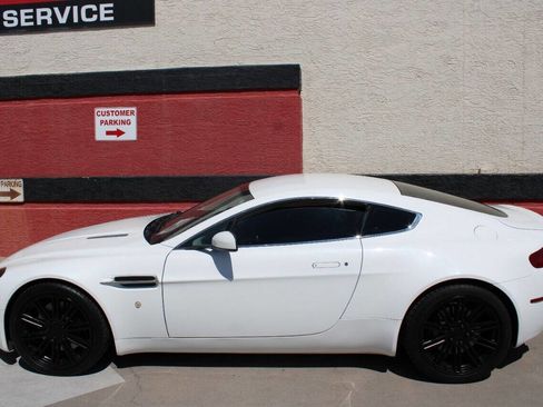 Used 2008 Aston Martin V8 Vantage Coupe RWD image 11