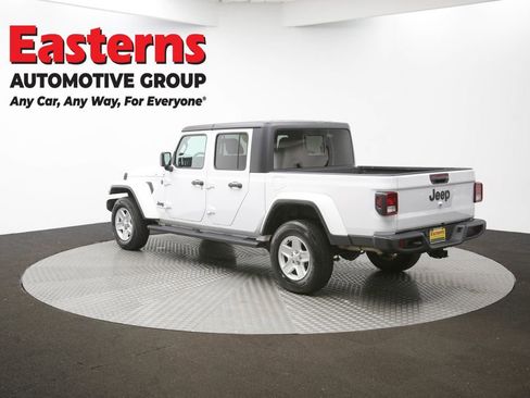 Used 2023 Jeep Gladiator Sport image 64