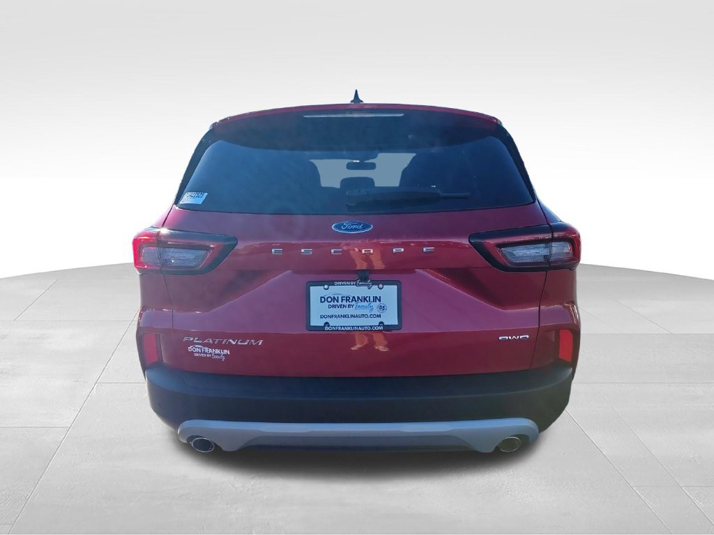 Used 2023 Ford Escape Platinum AWD/4WD image 4