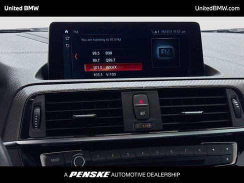 Used 2018 BMW M2 image 8