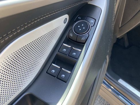 Used 2023 Ford Explorer Limited w/ Limited Technology Package RWD image 24